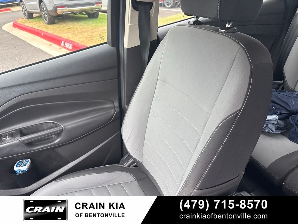 2017 Ford Escape S - CLEAN CARFAX / ONE OWNER