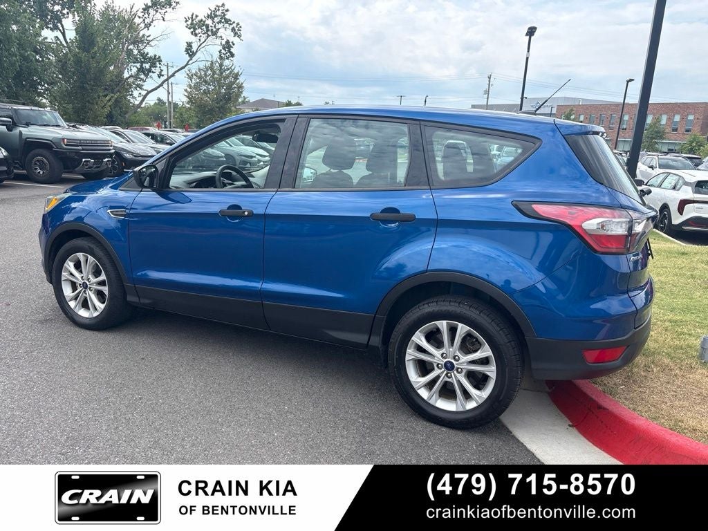 2017 Ford Escape S - CLEAN CARFAX / ONE OWNER