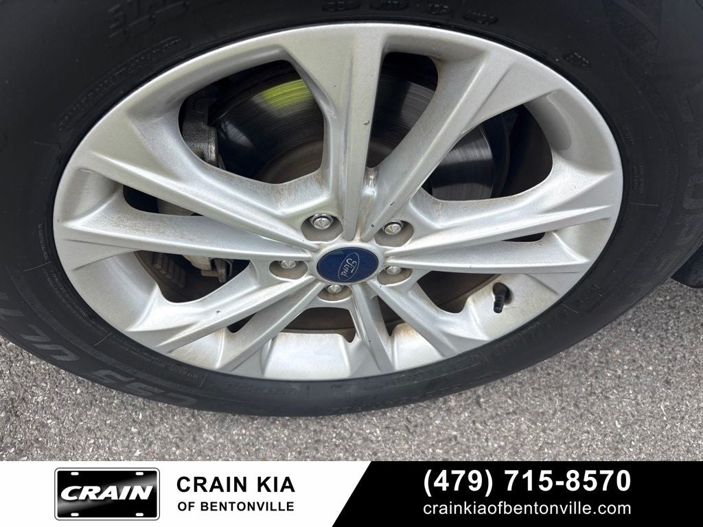 2017 Ford Escape S - CLEAN CARFAX / ONE OWNER