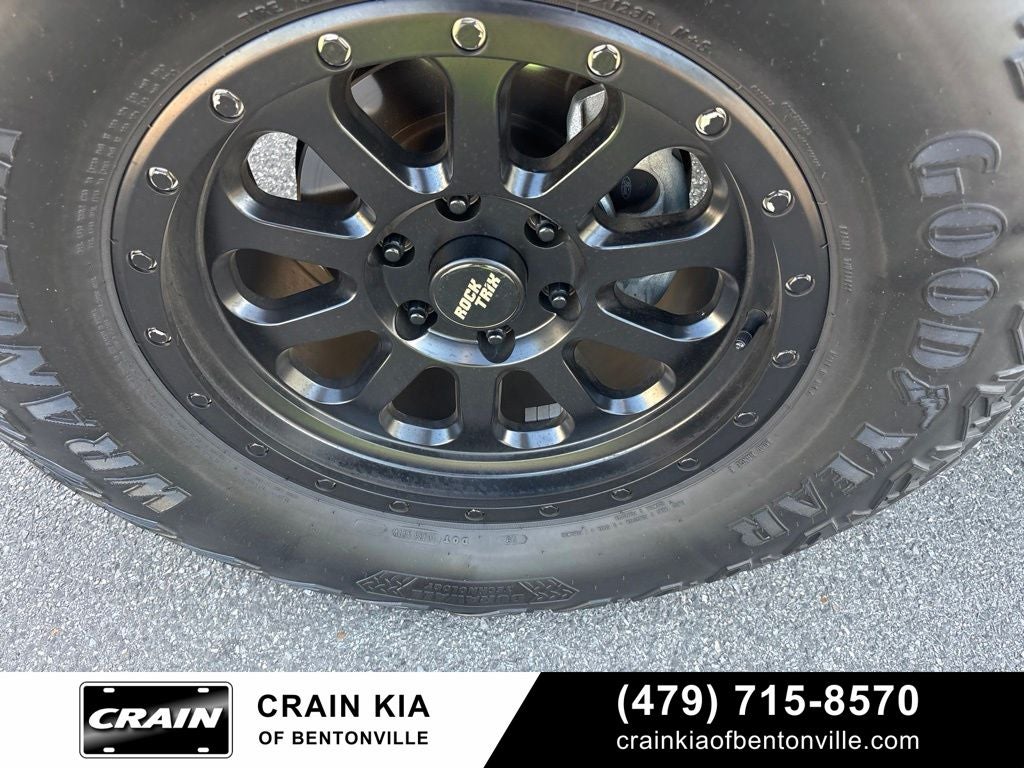 2024 Ford Bronco Outer Banks - HIGH / LUX / 4WD / CLEAN CARFAX / ONE OWNER