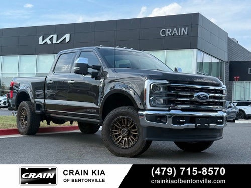 2024 Ford F-250SD King Ranch - 4WD / CLEAN CARFAX / LIFTED!