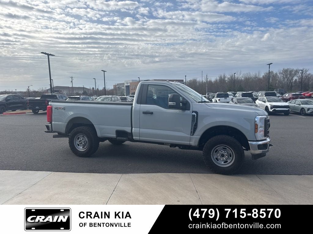 2026 Ford F-250SD XL - 4WD / CLEAN CARFAX / ONE OWNER