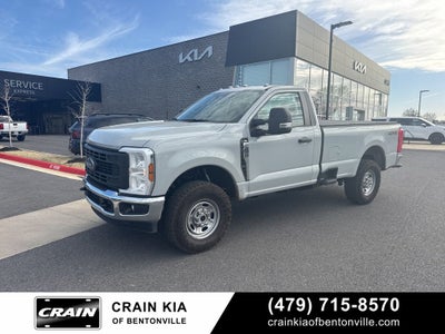 2026 Ford F-250SD XL - 4WD / CLEAN CARFAX / ONE OWNER