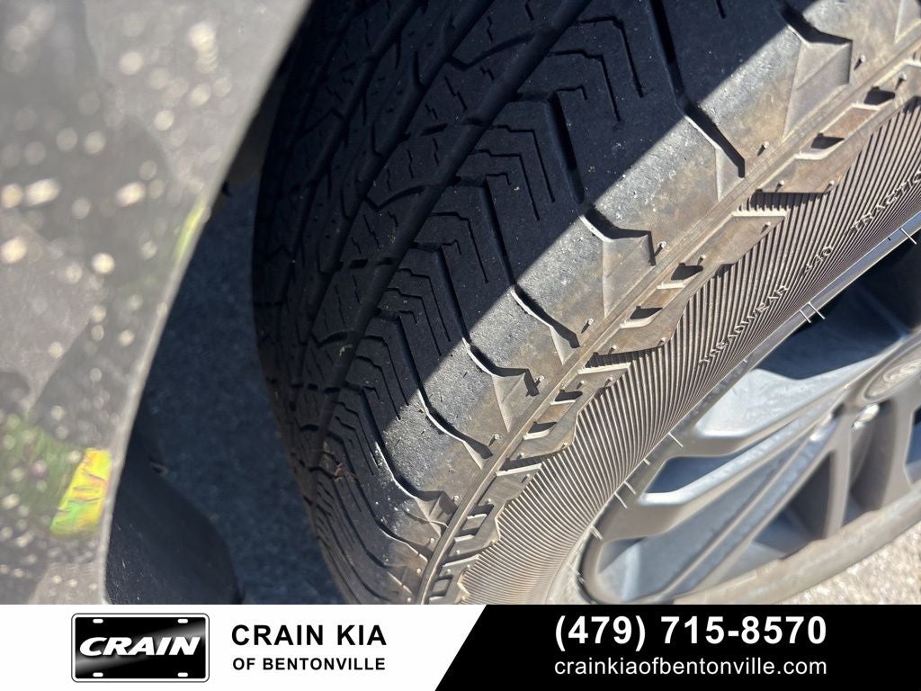 2022 Ford F-150 XLT - 4WD / 302A HIGH / $60,700 MSRP