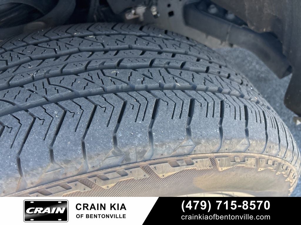 2022 Ford F-150 XLT - 4WD / 302A HIGH / $60,700 MSRP