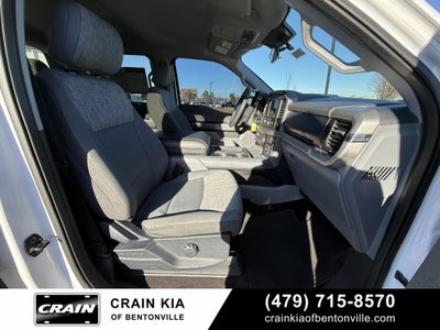 2021 Ford F-150 XLT - 4WD / CLEAN CARFAX