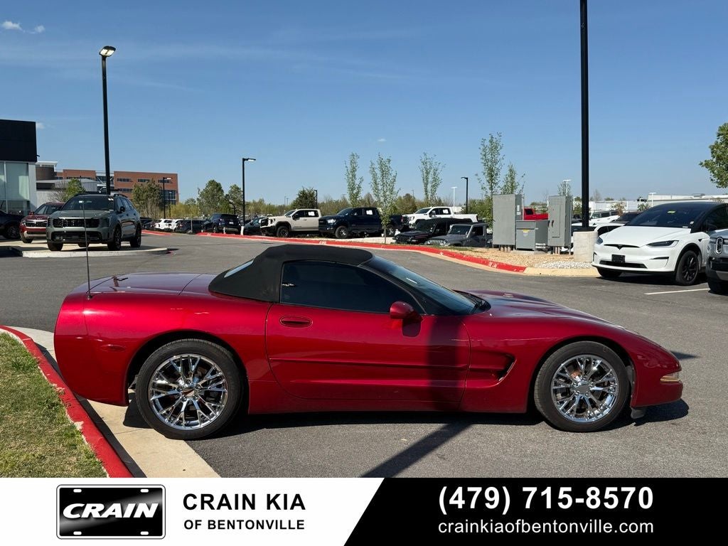 2004 Chevrolet Corvette Base - CLEAN CARFAX HISTORY