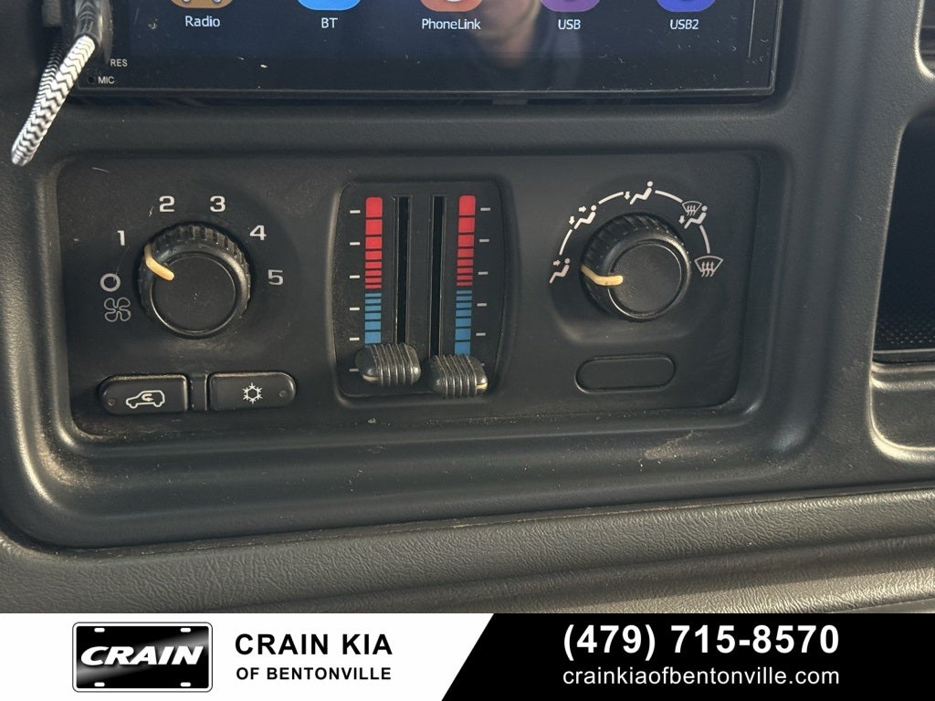 2005 Chevrolet Silverado 1500 Z71 Style Side - 4WD / CLEAN CARFAX