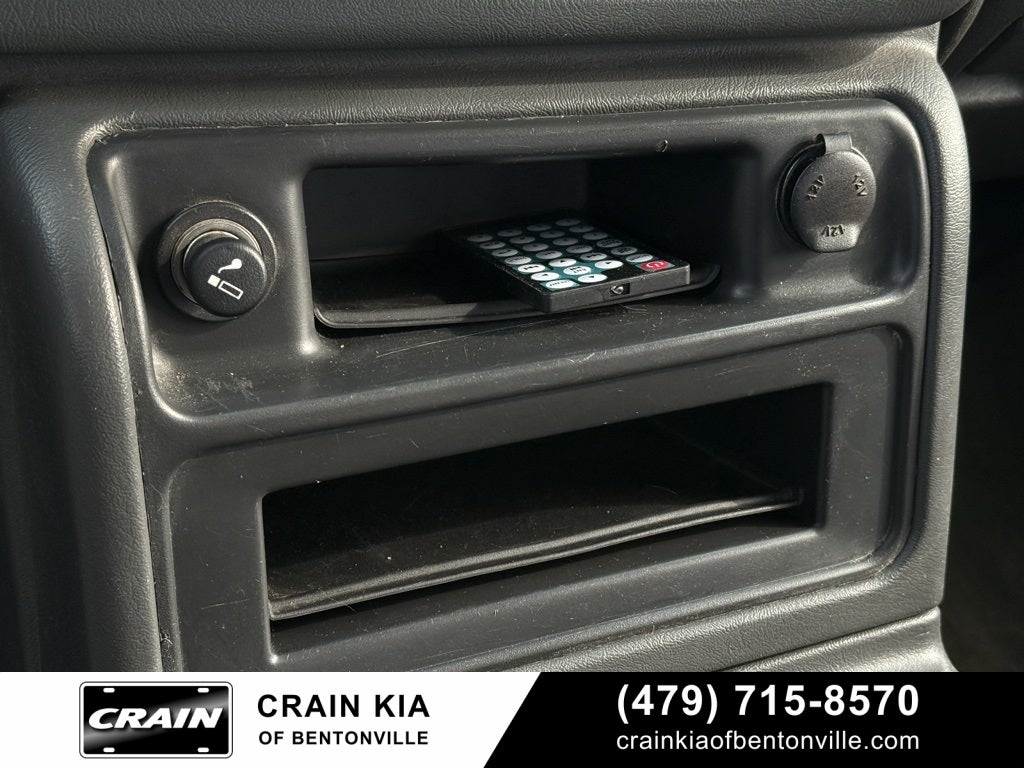 2005 Chevrolet Silverado 1500 Z71 Style Side - 4WD / CLEAN CARFAX