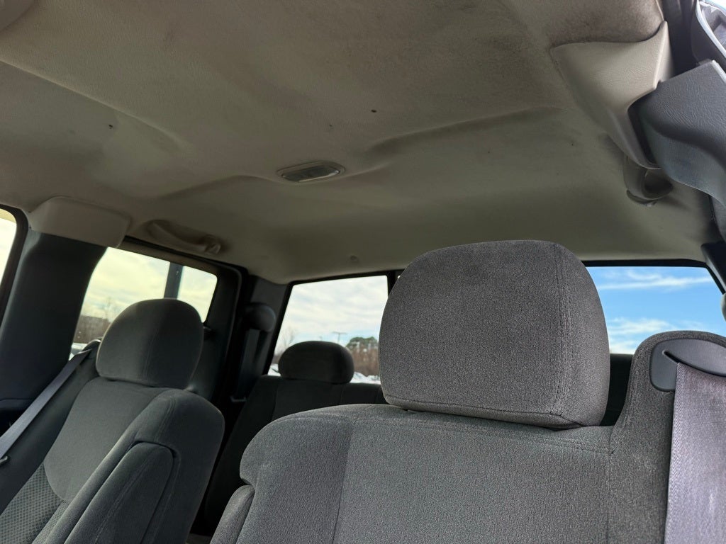 2005 Chevrolet Silverado 1500 Z71 Style Side - 4WD / CLEAN CARFAX