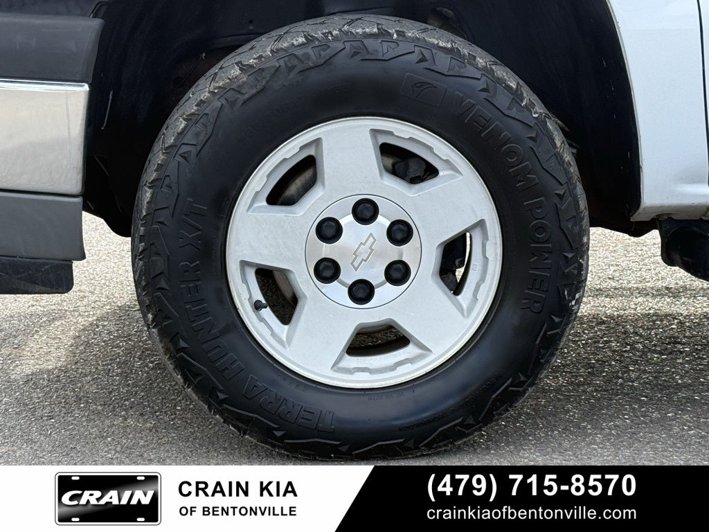 2005 Chevrolet Silverado 1500 Z71 Style Side - 4WD / CLEAN CARFAX