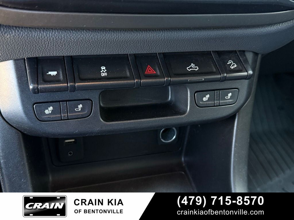 2017 Chevrolet Colorado Z71 - 4WD / CLEAN CARFAX HISTORY