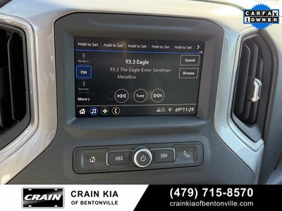 2021 Chevrolet Silverado 1500 Custom Trail Boss - 4WD / CLEAN CARFAX / ONE OWNER