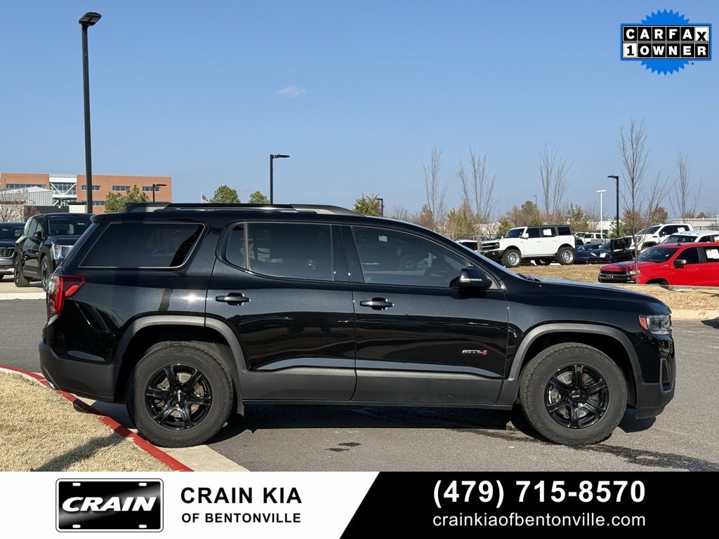 2023 GMC Acadia AT4 - AWD / CLEAN CARFAX / ONE OWNER