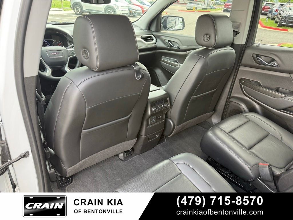 2023 GMC Acadia SLT - CLEAN CARFAX / ONE OWNER