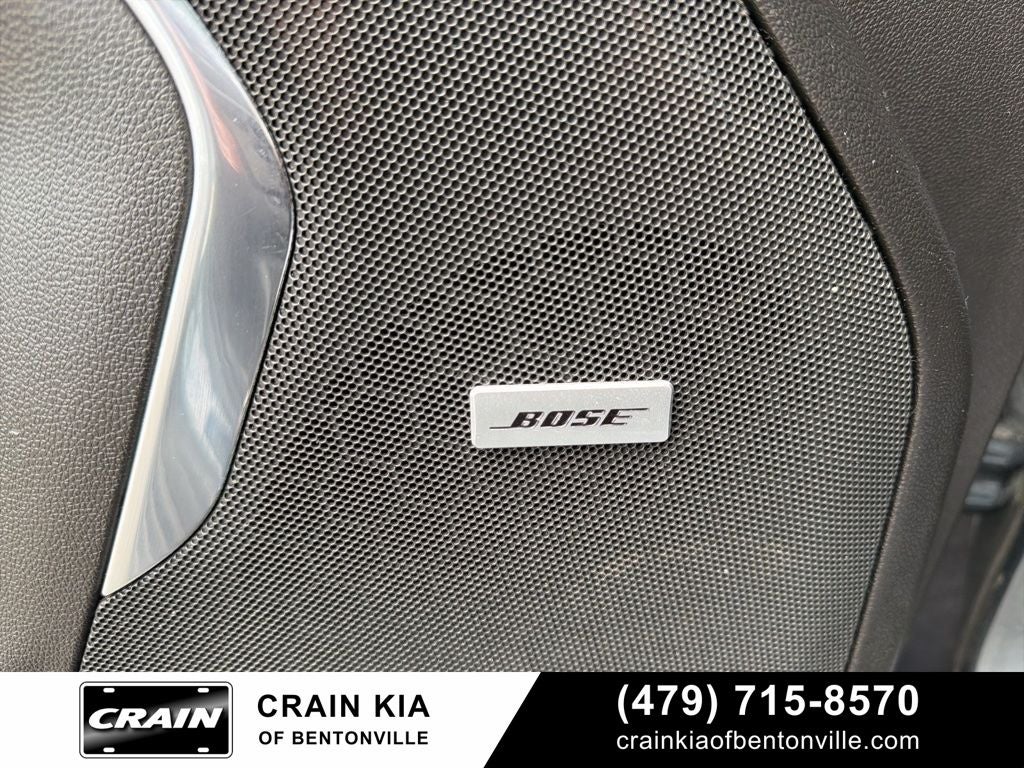 2021 GMC Yukon AT4 - 4WD / PANORAMIC SUNROOF / CLEAN CARFAX