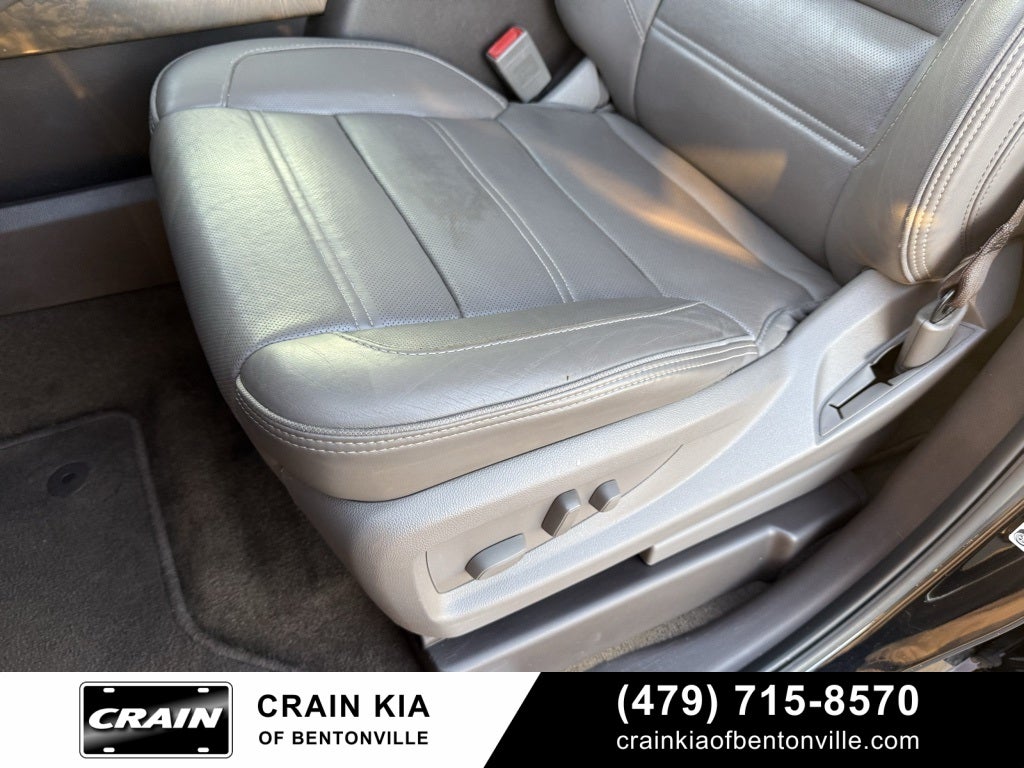 2018 GMC Yukon Denali Ultimate - 4WD / SUNROOF / CLEAN CARFAX