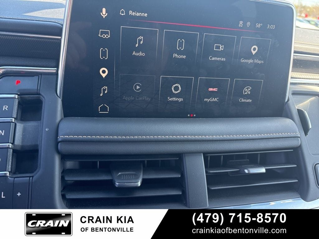 2022 GMC Yukon AT4 - 4WD / PANORAMIC SUNROOF / CLEAN CARFAX