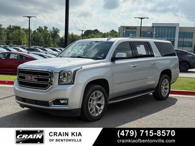 2019 GMC Yukon XL SLT - 4WD / CLEAN CARFAX / SUNROOF