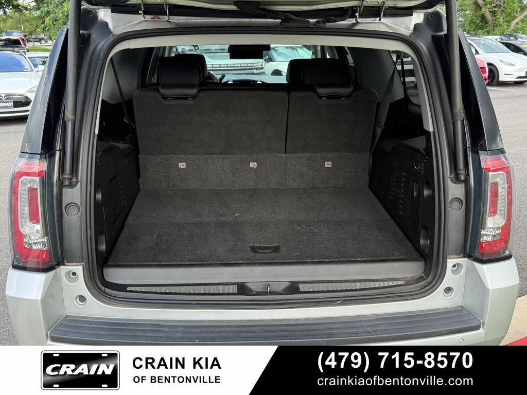 2019 GMC Yukon XL SLT - 4WD / CLEAN CARFAX / SUNROOF