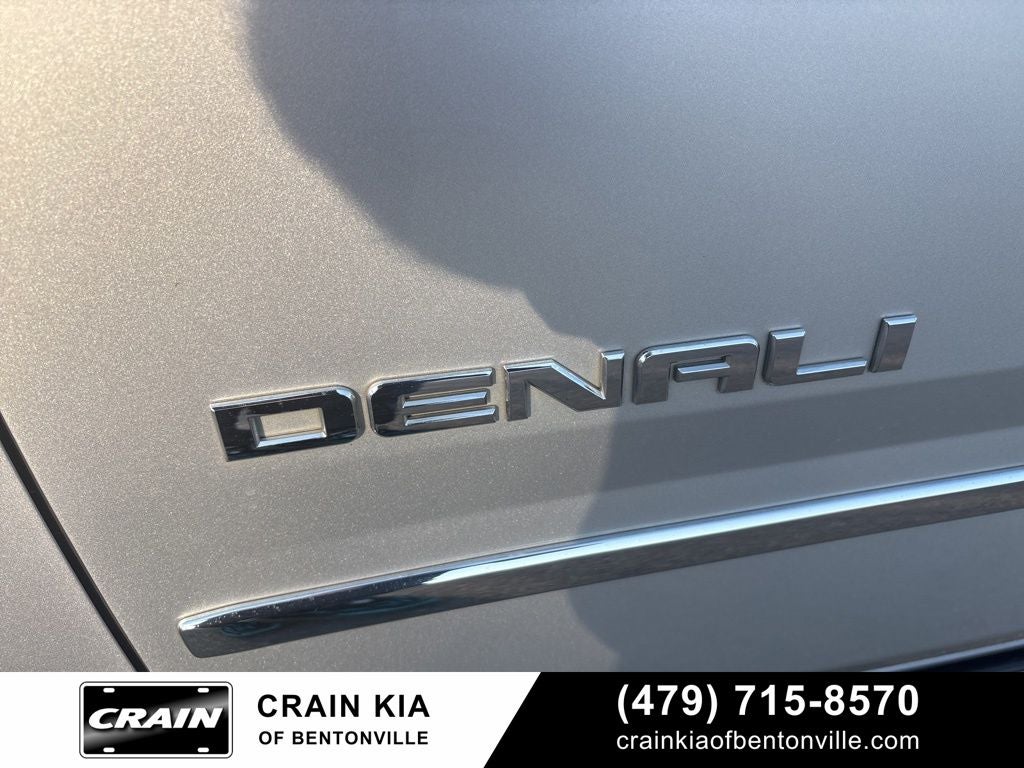 2018 GMC Yukon XL Denali Ultimate - 4WD / SUNROOF / CLEAN CARFAX