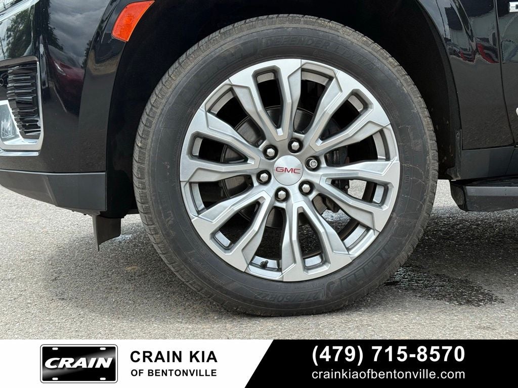 2022 GMC Yukon XL Denali - 4WD / CLEAN CARFAX