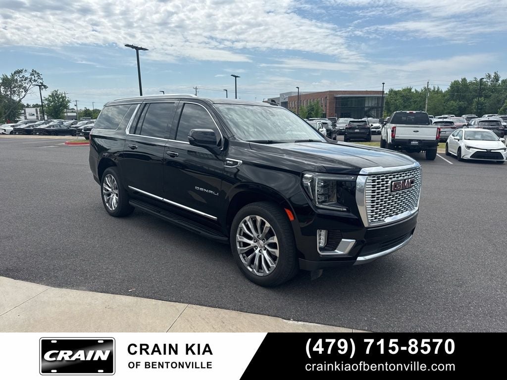 2022 GMC Yukon XL Denali - 4WD / CLEAN CARFAX