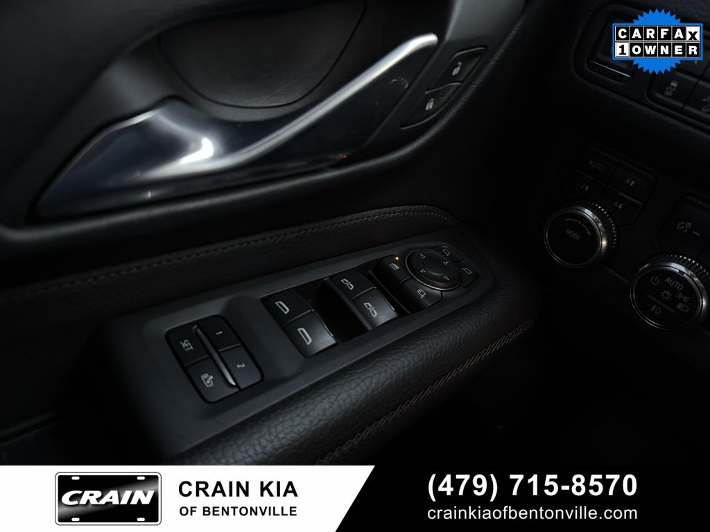 2023 GMC Yukon XL Denali - 4WD / PANO ROOF / CLEAN CARFAX / ONE OWNER