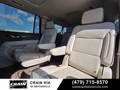 2024 GMC Yukon XL Denali - 4WD / PANORAMIC SUNROOF / ONE OWNER