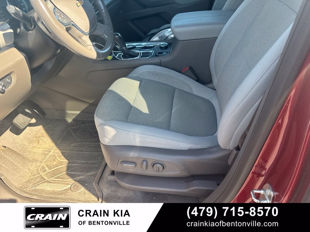 2020 Chevrolet Traverse LT | CARFAX ONE OWNER