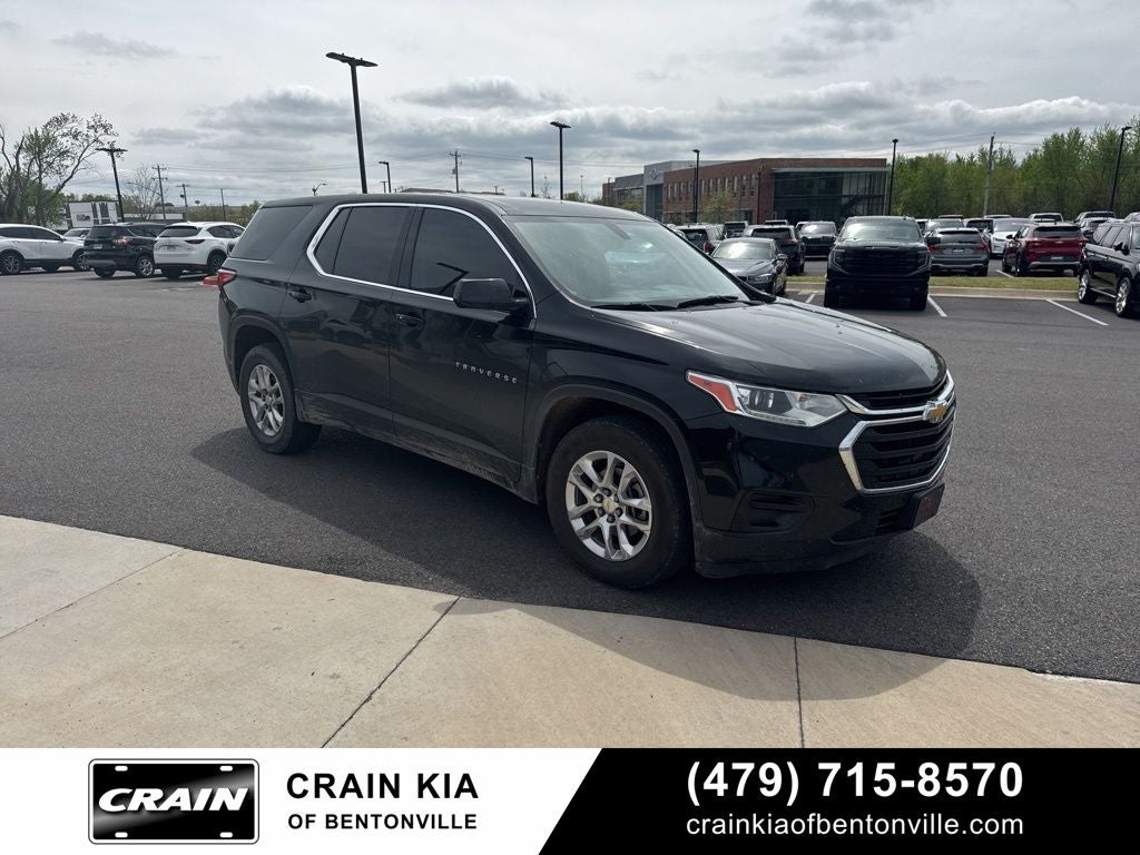 2019 Chevrolet Traverse LS - AWD / CLEAN CARFAX