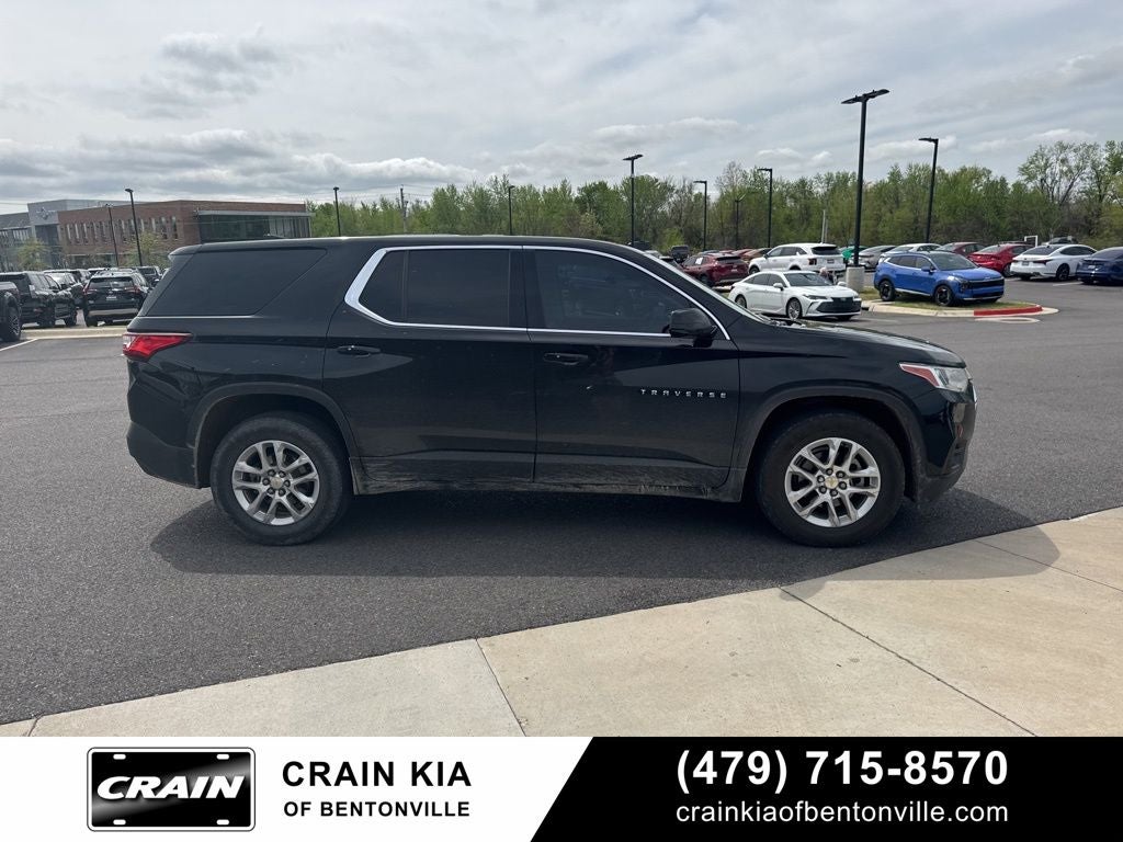 2019 Chevrolet Traverse LS - AWD / CLEAN CARFAX