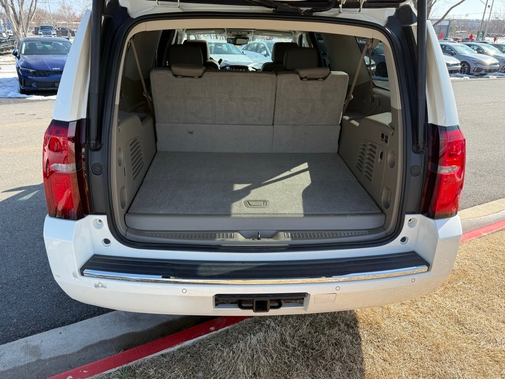 2015 Chevrolet Suburban LTZ - 4WD / SUNROOF / DVD / CLEAN CARFAX