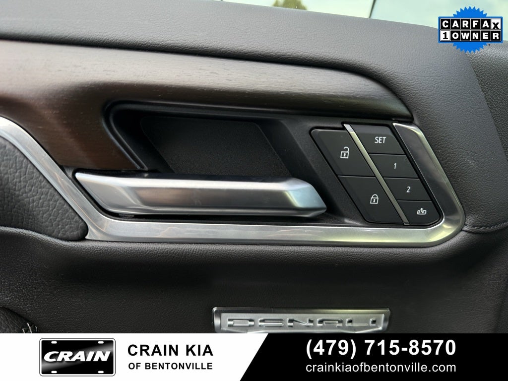 2025 GMC Sierra 1500 Denali - 4WD / SUNROOF / CLEAN CARFAX / ONE OWNER