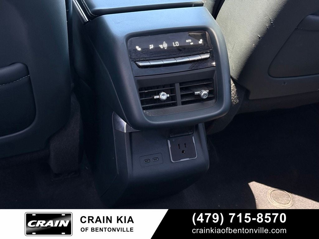 2024 Cadillac LYRIQ Sport 3 - AWD / PANORAMIC SUNROOF / ONE OWNER
