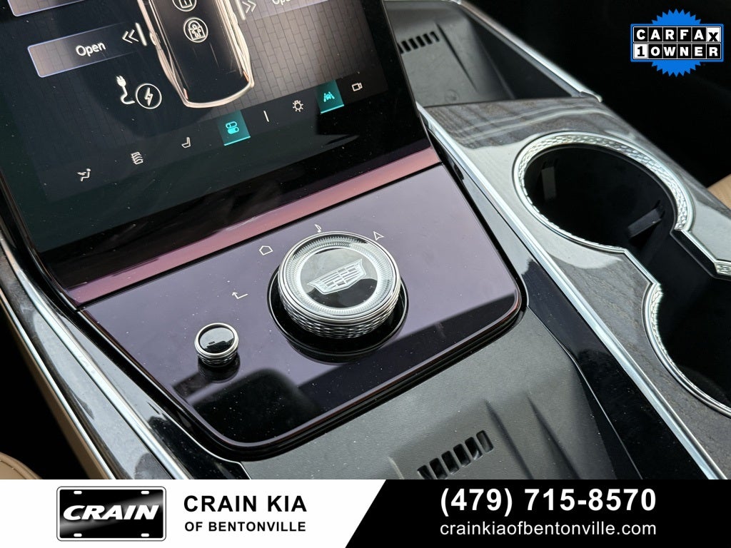 2026 Cadillac ESCALADE IQL Premium Luxury - $156,315 MSRP - AWD / PANORAMIC SUNROOF