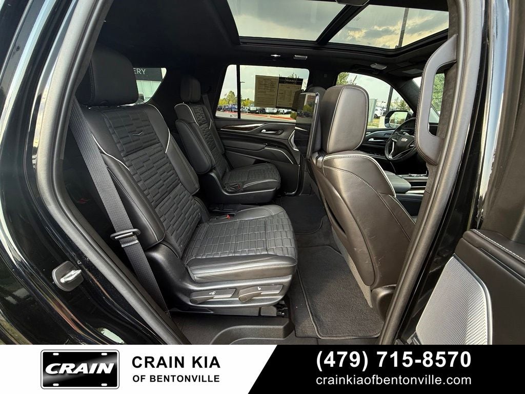 2023 Cadillac Escalade Premium Luxury Platinum - AWD / SUNROOF / CARFAX ONE OWNER