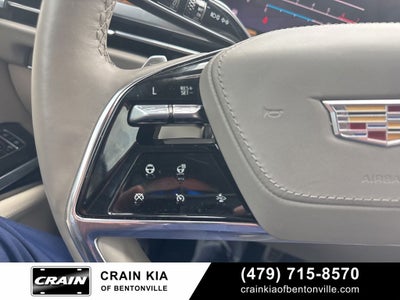 2025 Cadillac Escalade Sport Platinum - 4WD / PANORAMIC SUNROOF / CLEAN CARFAX