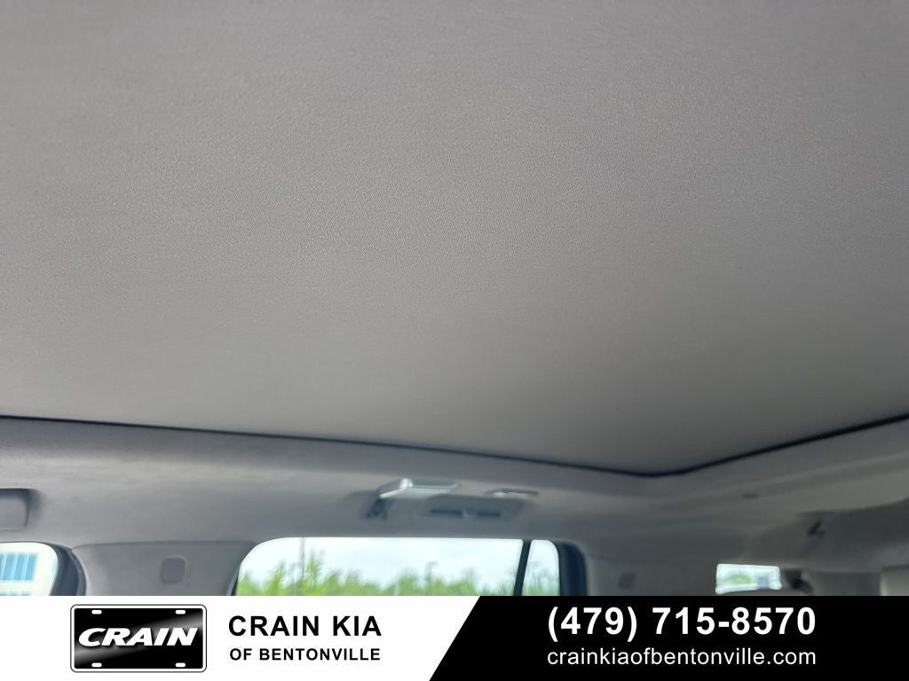 2025 Cadillac Escalade Sport Platinum - 4WD / PANORAMIC SUNROOF / CLEAN CARFAX