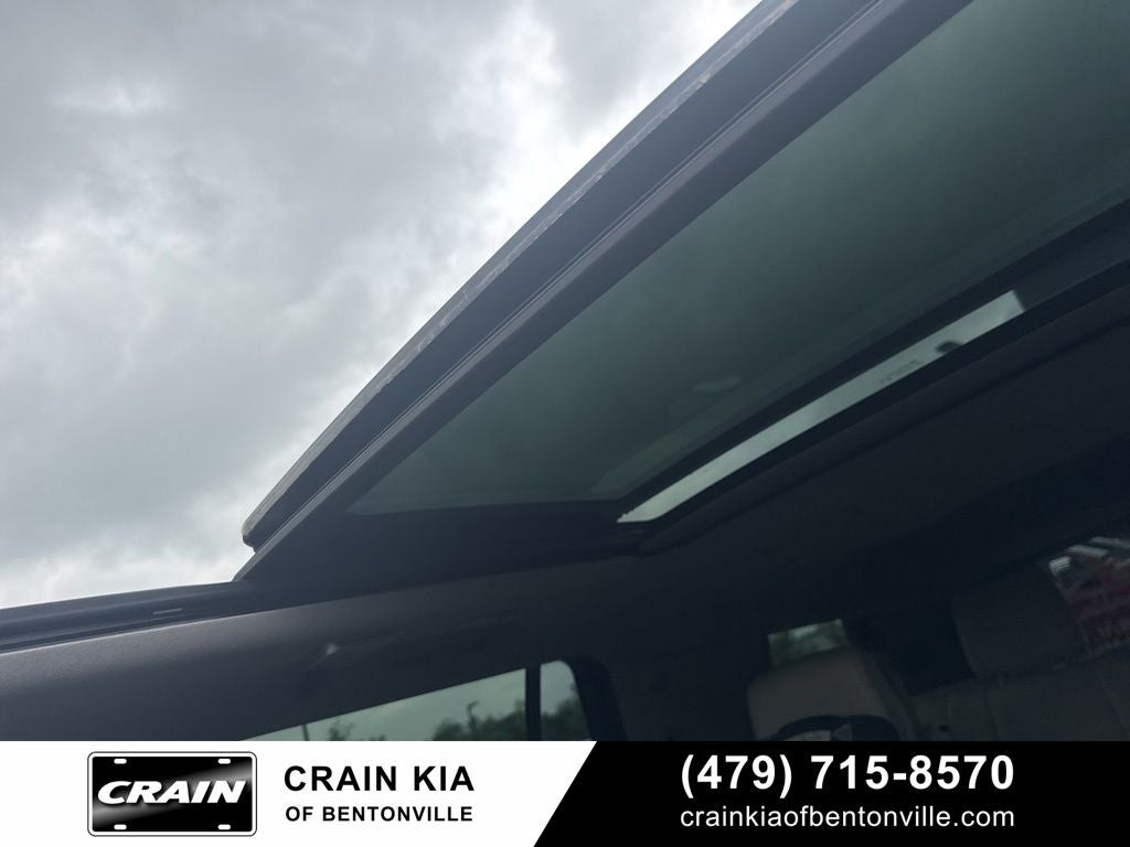 2025 Cadillac Escalade Sport Platinum - 4WD / PANORAMIC SUNROOF / CLEAN CARFAX