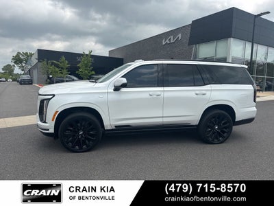2025 Cadillac Escalade Sport Platinum - 4WD / PANORAMIC SUNROOF / CLEAN CARFAX