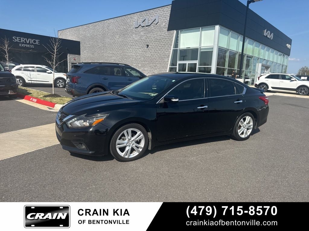 2017 Nissan Altima 3.5 SL - SUNROOF