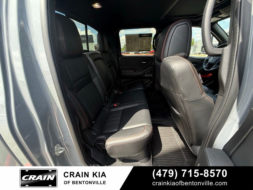 2024 Nissan Frontier PRO-4X - 4WD / SUNROOF / CARFAX ONE OWNER