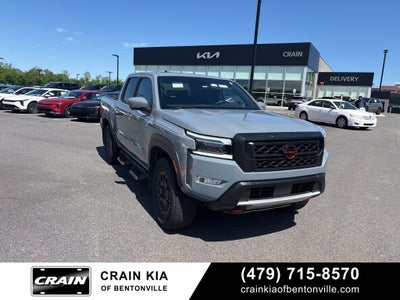 2024 Nissan Frontier PRO-4X - 4WD / SUNROOF / CARFAX ONE OWNER