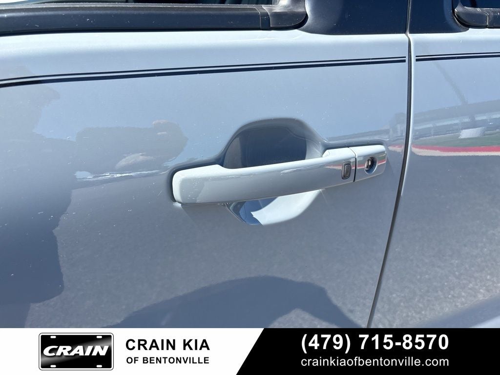 2024 Nissan Frontier PRO-4X - 4WD / SUNROOF / CARFAX ONE OWNER