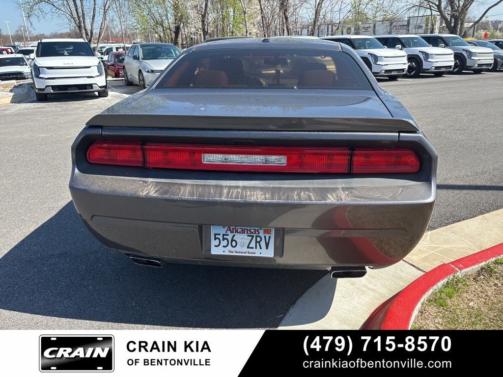 2013 Dodge Challenger SXT - CLEAN CARFAX HISTORY