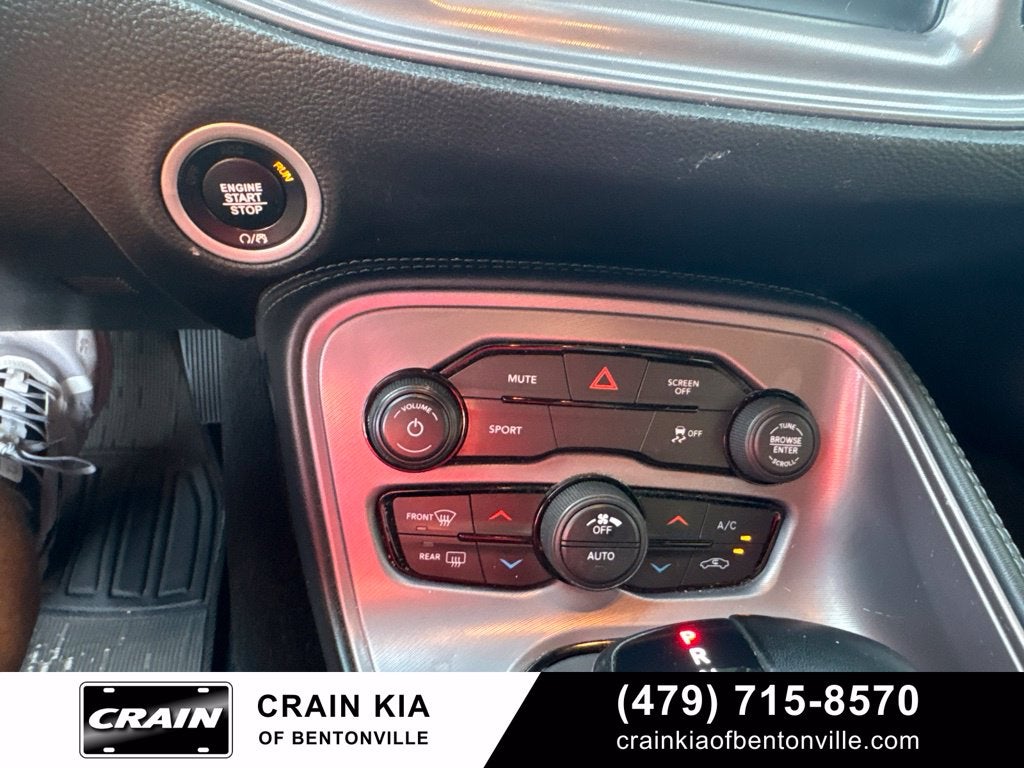 2023 Dodge Challenger SXT