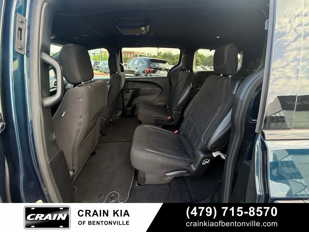 2021 Chrysler Pacifica Touring - CARFAX ONE OWNER