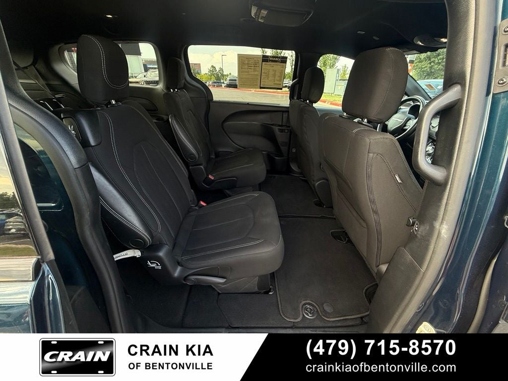 2021 Chrysler Pacifica Touring - CARFAX ONE OWNER