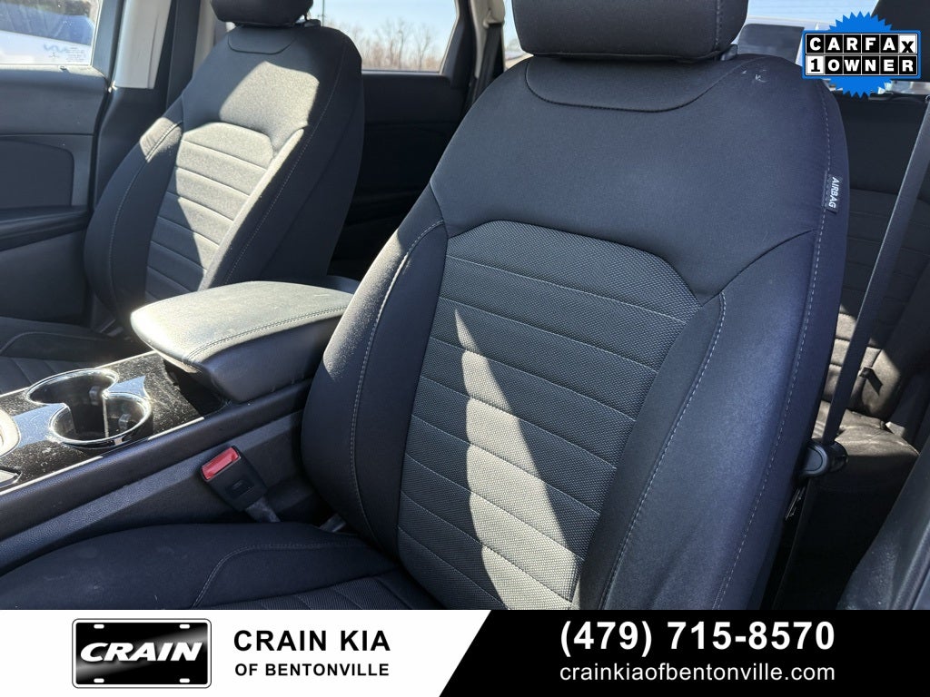 2016 Ford Edge SE - CLEAN CARFAX / ONE OWNER